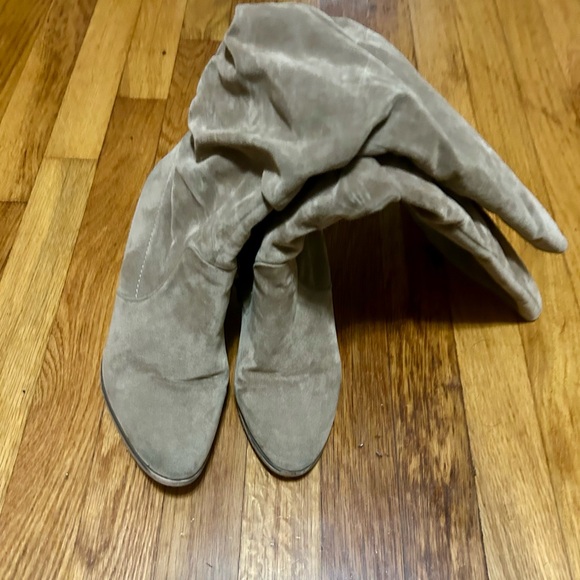 Universal Thread Harlan Boots - Taupe - Picture 3 of 4